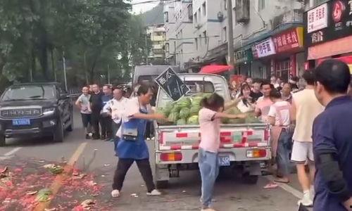 严打吃瓜群众怎么处理好,如何平衡舆论监督与公民权益