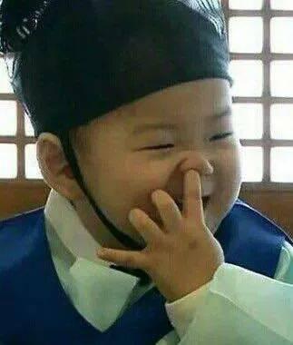 抠鼻吃瓜群众戴口罩微笑,揭秘抠鼻吃瓜群众的防疫日常